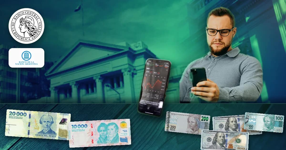 Hombre argentino revisa en su celular la cotización del dólar junto a billetes de pesos argentinos y dólares, con fachadas del Banco Nación y del Banco Central de la República Argentina